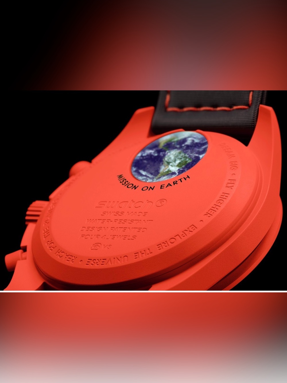 Omega x Swatch MoonSwatch Mission on Earth Lava Bioceramic Watch SO33O100 - Picture 6 of 12